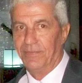 عادل